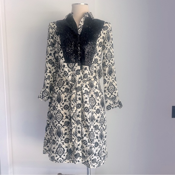 Figue Dresses & Skirts - Figue Black and White Long Sleeve Dress or tunic